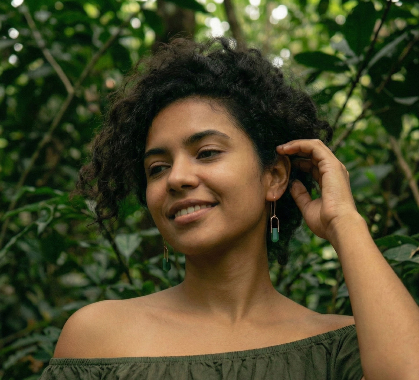 Small Arch Gemstone Point Earrings