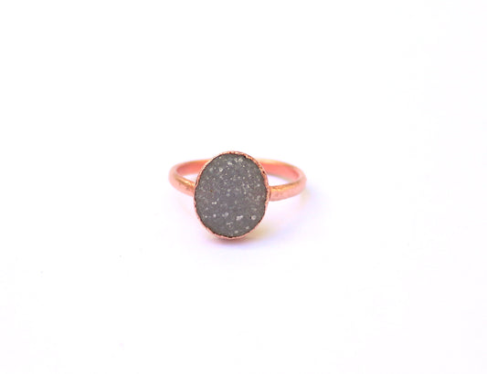 Large Oval Druzy Solitaire Ring (Vertical)