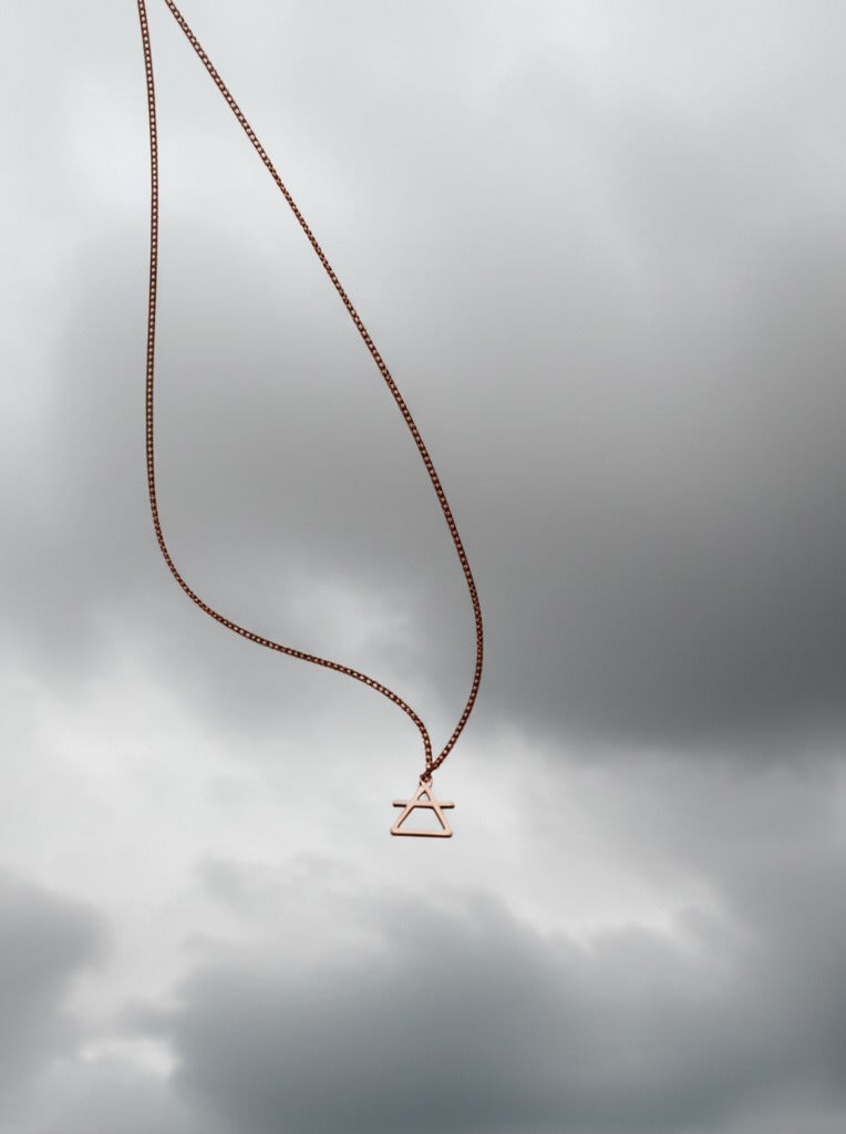 Small Air Necklace
