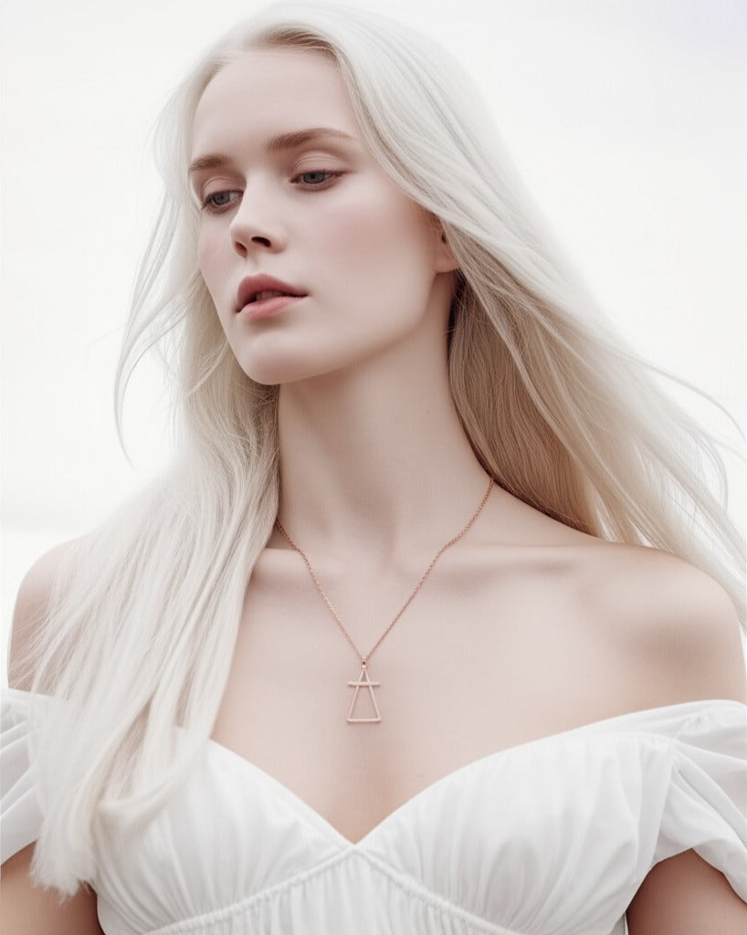 Large Air Necklace