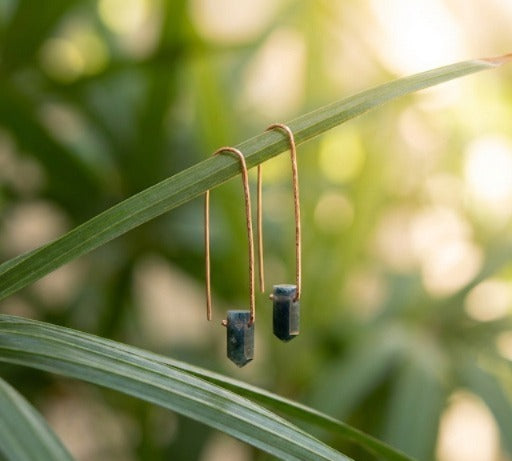 Small Hook Gemstone Point Earrings