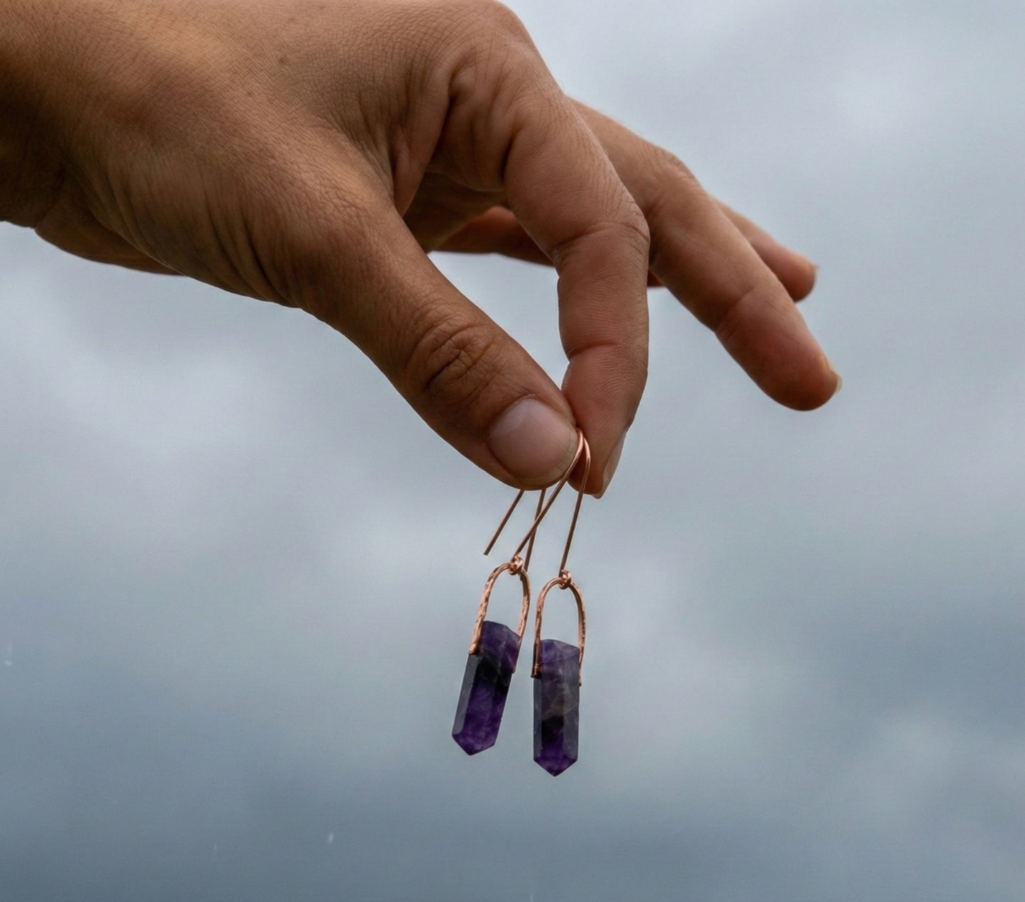 Medium Arch Gemstone Point Earrings