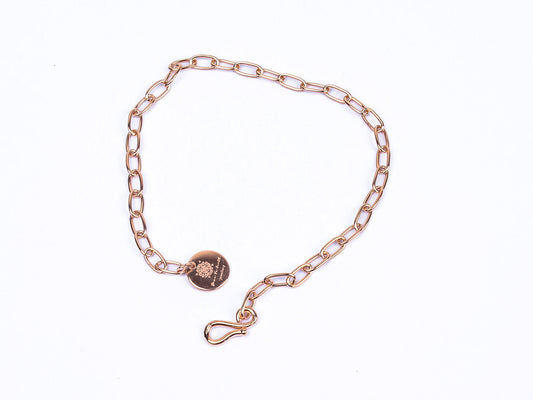 Oval link bracelet