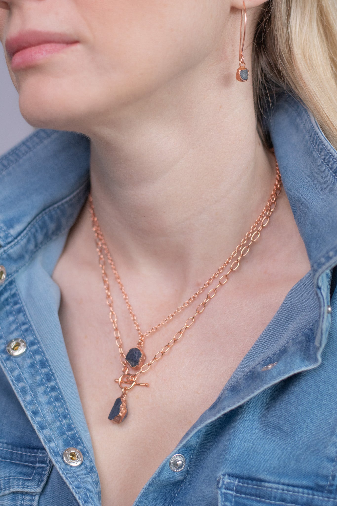 Raw Large Sapphire Necklace - Uniquelan Jewelry